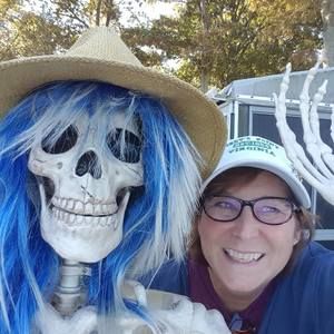 Meet your Posher, Catherine